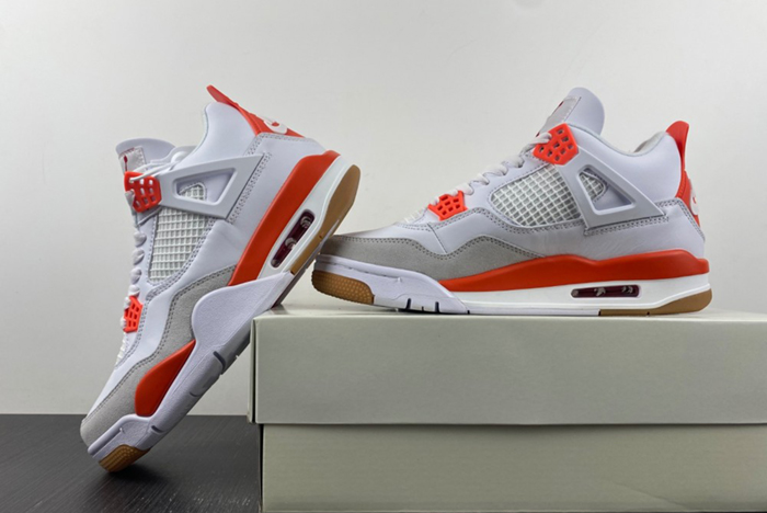 Nike SB x Air Jordan 4  DR5415-108