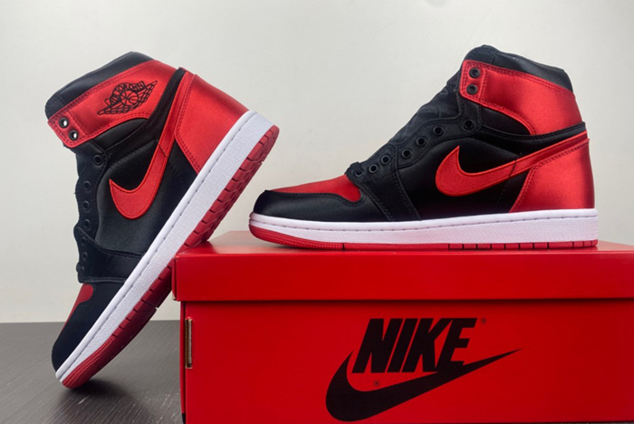 Air Jordan 1 High OG WMNS “Satin Bred FD4810-061