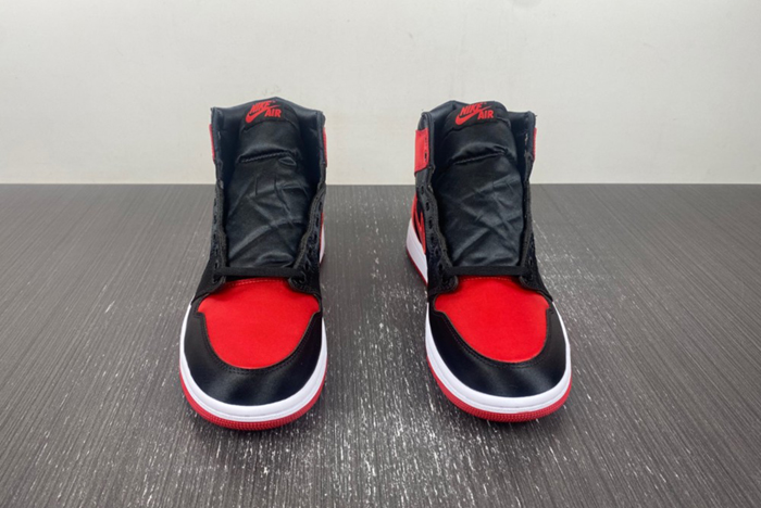 Air Jordan 1 High OG WMNS “Satin Bred FD4810-061