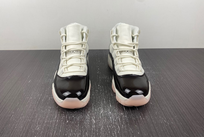 Air Jordan 11 WMNS “Neapolitan AR0715-101 a