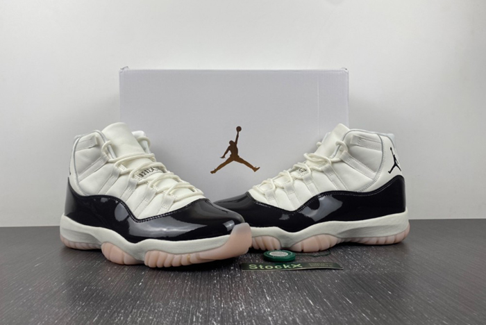 Air Jordan 11 WMNS “Neapolitan AR0715-101 a