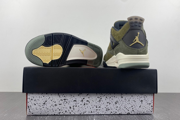 Air Jordan 4 Craft “Medium Olive” FB9927-200