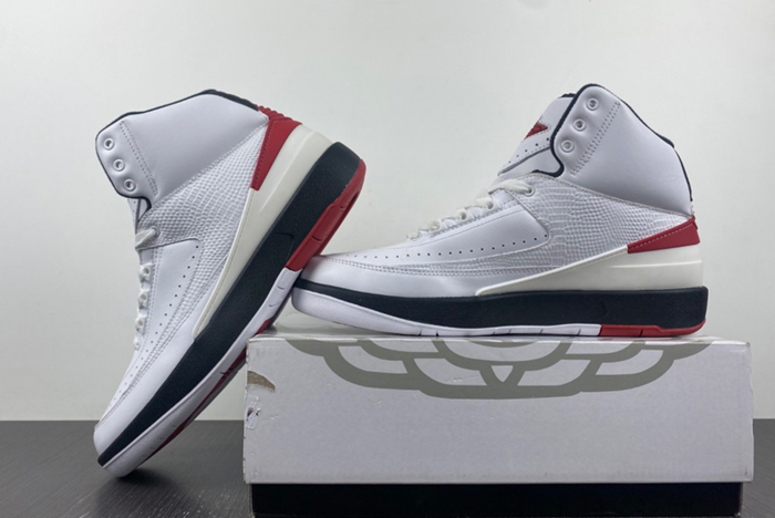 Air Jordan 2 OG “Chicago” DX2454-106