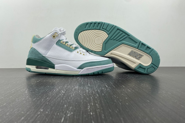 Air Jordan 3  DT8532-130