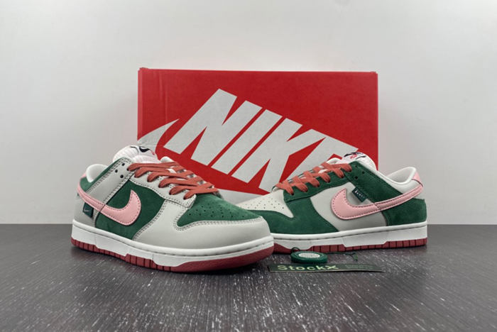 Nike Dunk Low “All Petals United” FN8923-061