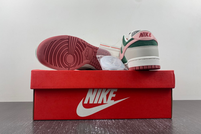 Nike Dunk Low “All Petals United” FN8923-061