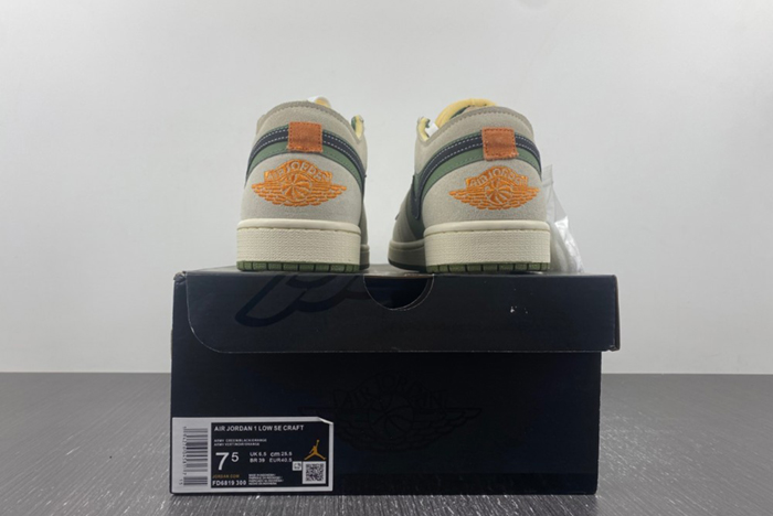 Air Jordan 1 Low FD6819-300