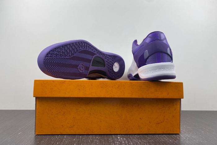 Nike Kobe 8 Protro “White Court Purple FQ3549-100