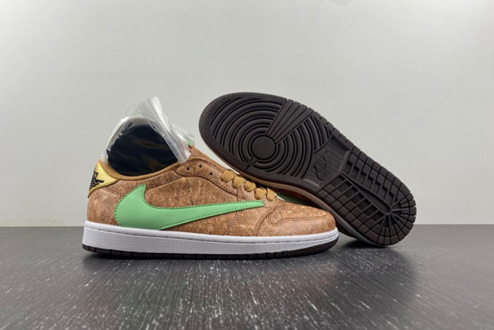 Travis Scott x Air Jordan 1 Low DM7866 922