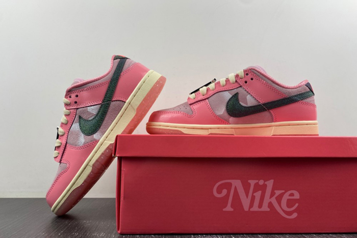 Nike Dunk Low “Barbie” FN8927-621