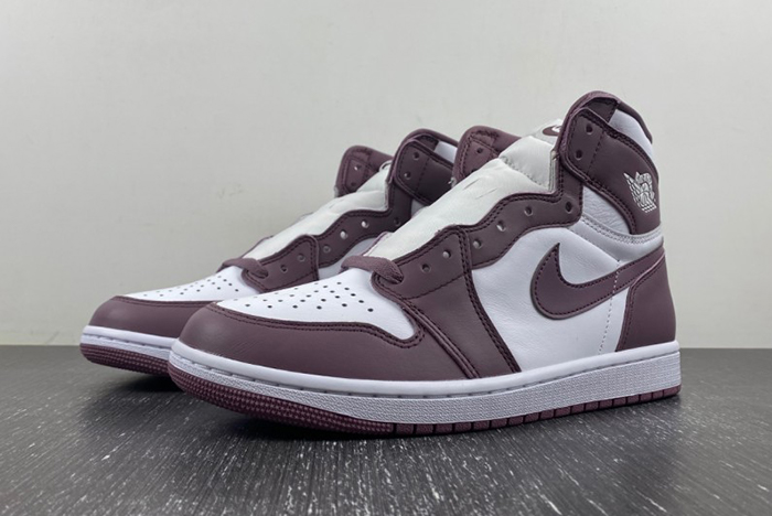 Air Jordan 1 High OG “Mauve” DZ5485-105