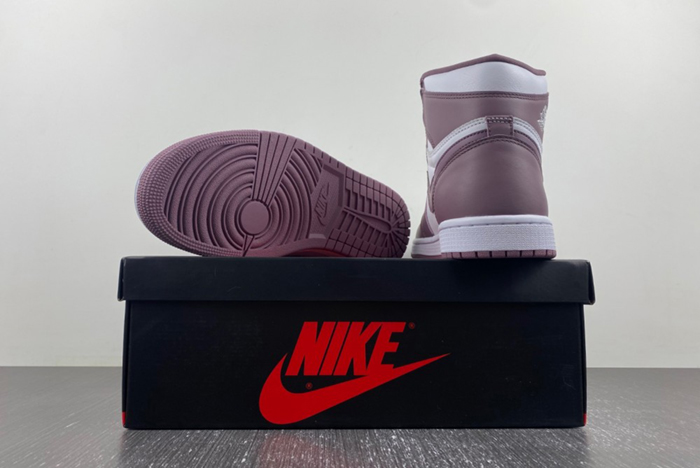 Air Jordan 1 High OG “Mauve” DZ5485-105