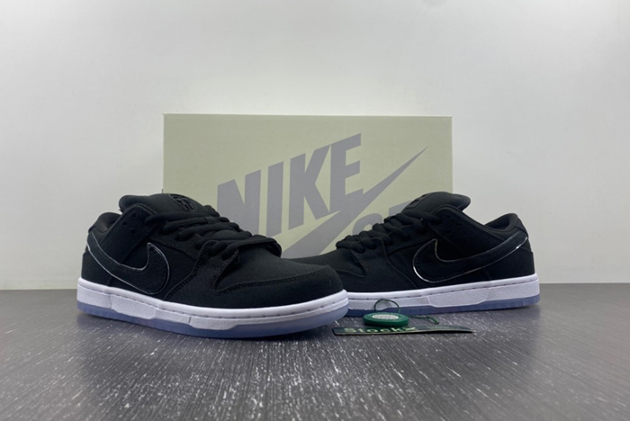 Nike Dunk Low FN4193-013
