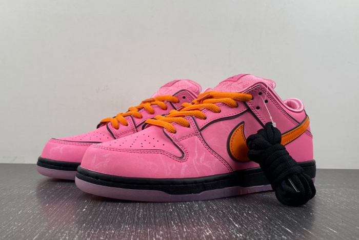 The Powerpuff Girls x Nike SB Dunk Low “Blossom” FD2631-600