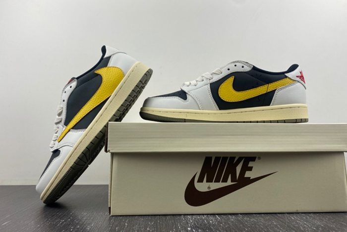 Travis Scott x Air Jordan 1 Low DM7866 982