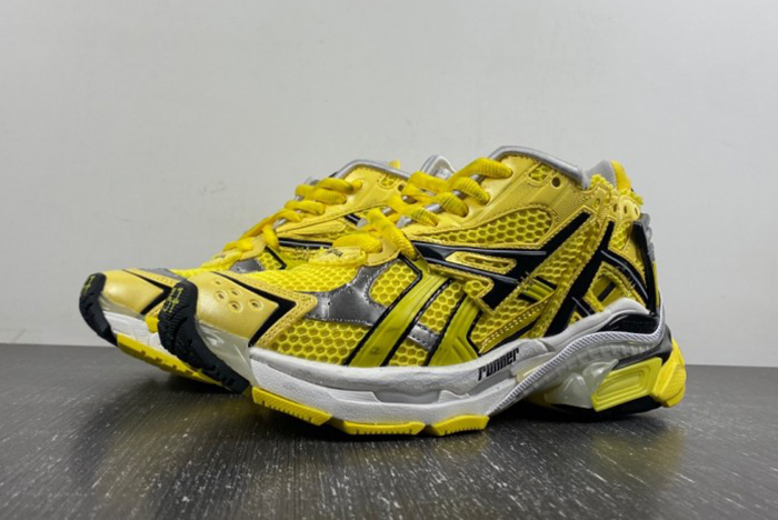 7.0 Ba*len*cia*ga 677402-w2rd3-0510