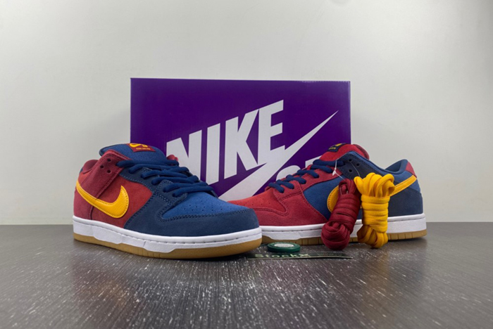 Nike SB Dunk Low “Barcelona” DJ0606-400