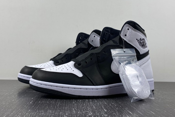 Air Jordan 1 High OG “Reverse Panda DZ5485-010