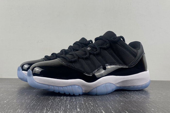Air Jordan 11 Space Jam FV5104-004