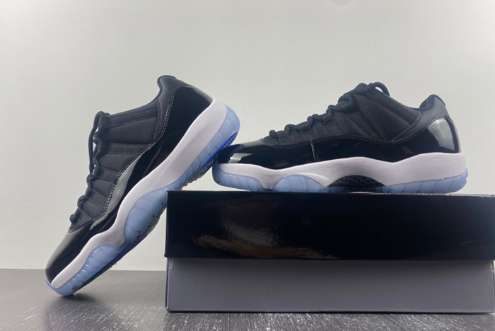 Air Jordan 11 Space Jam FV5104-004