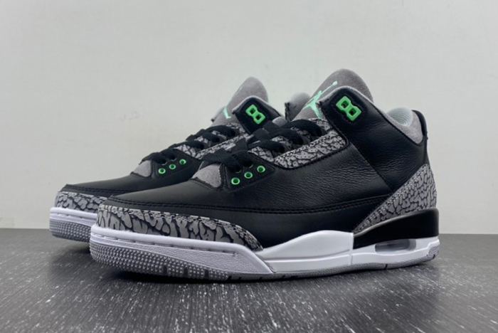 Air Jordan 3 “Green Glow CT8532-031