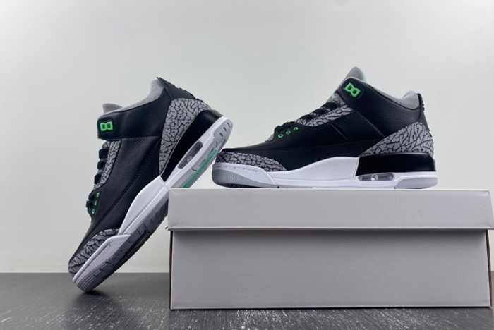 Air Jordan 3 “Green Glow CT8532-031