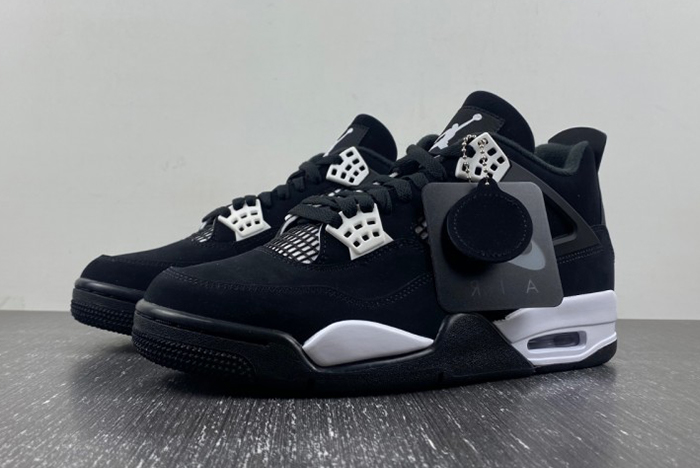 AIR JORDAN 4 RETRO ''WHITE THUNDER'' FQ8138-001