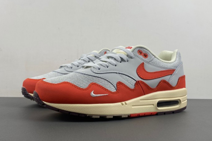 Patta x Air Max 1 ''Monarch'' (with Bracelet) DH1348-600