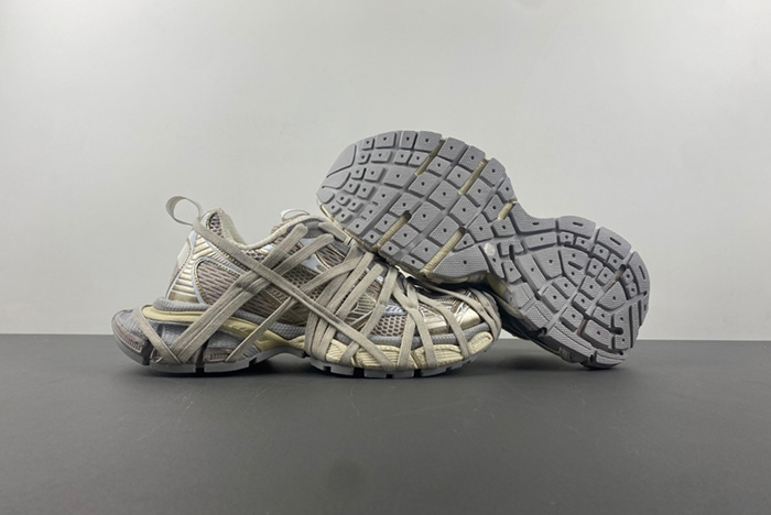 Ba*len*cia*ga phantom sneaker 778698 w3xll 9191 i8