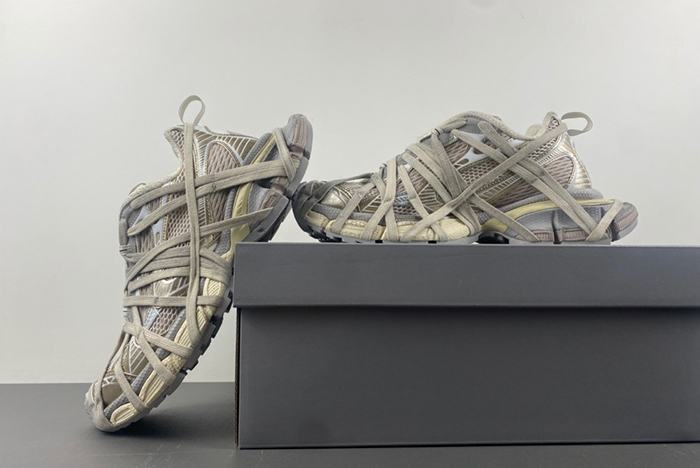 Ba*len*cia*ga phantom sneaker 778698 w3xll 9191 i8