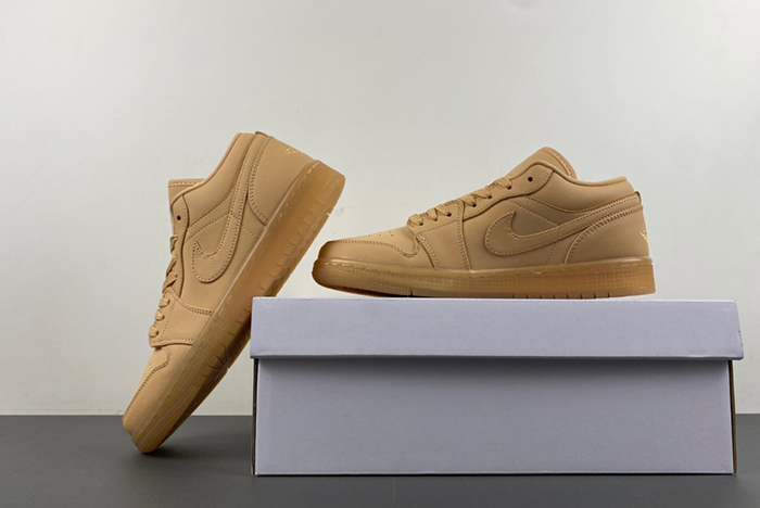 Air Jordan 1 Low SE “Pale Vanilla/Sand FZ3972-294