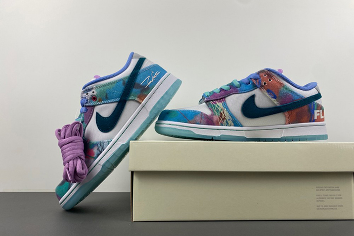 Nike SB Dunk Low HF6061-400