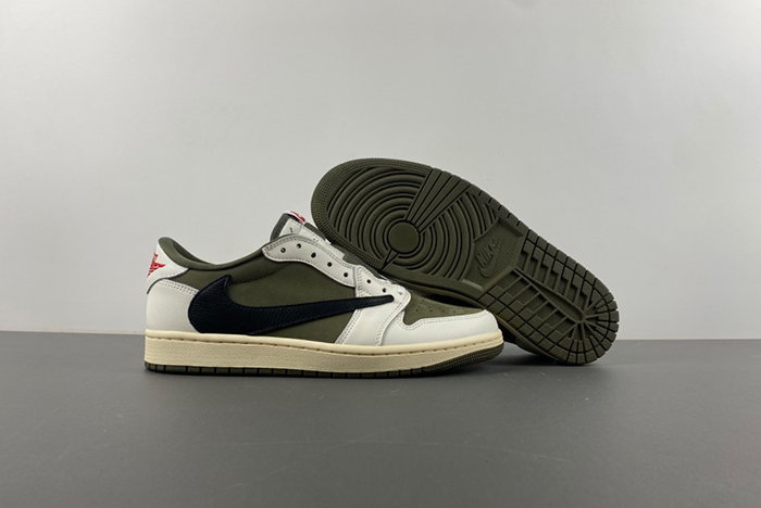 Travis Scott x Air Jordan 1 Low OG DM7866-200
