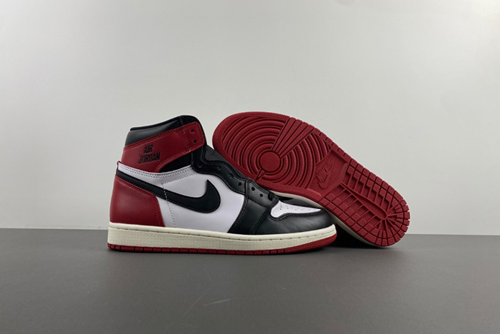 Air Jordan 1 High OG “Black Toe Reimagined DZ5485-106