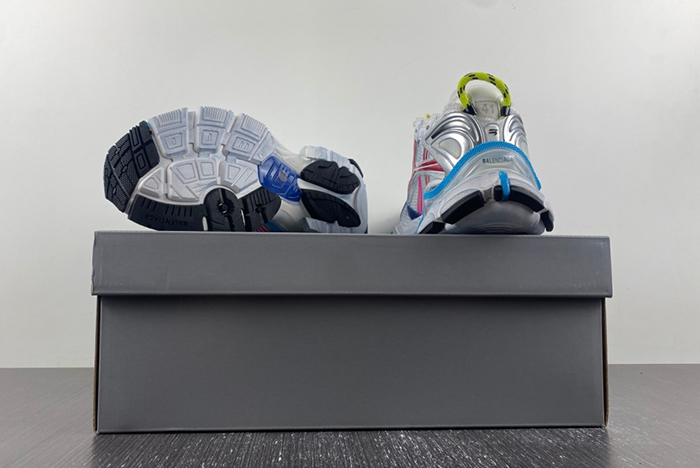 Ba*len*cia*ga/  772774-w3rbw-9645