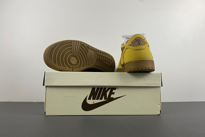 Travis Scott x Air Jordan DM7866-665