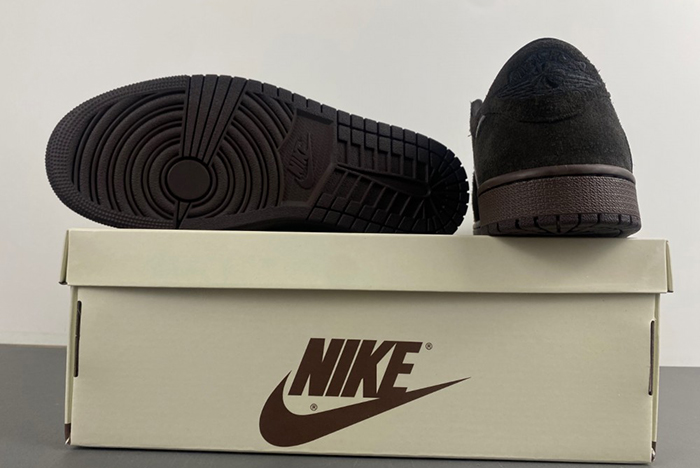Travis Scott x Air Jordan 1 Low OG  DM7866-202