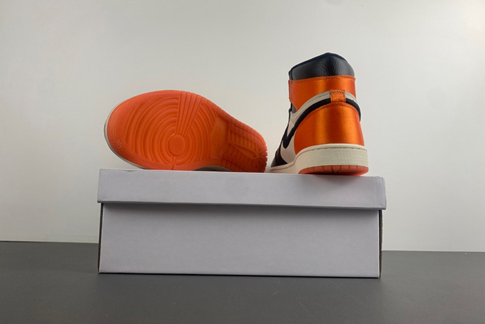 Air Jordan 1 Satin “Shattered Backboard” AV3725-010a
