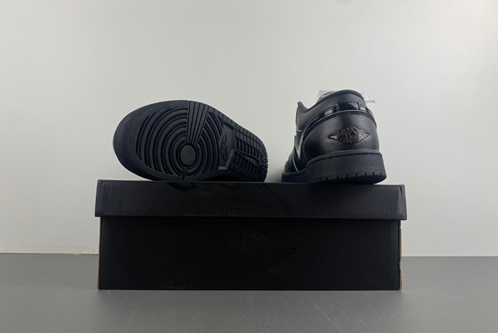 Air Jordan 1 Low HM3690-001