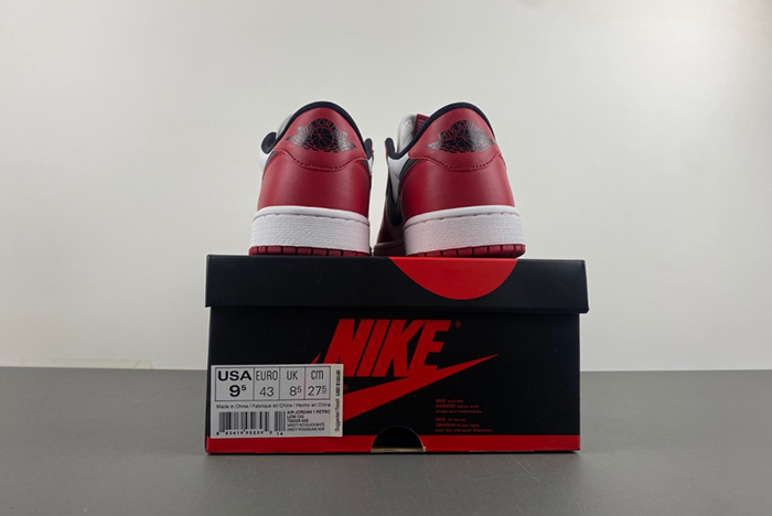 Air Jordan 1 Low Chicago OG  705329-600