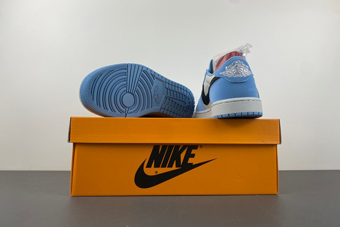 Travis Scott x Air Jordan DM7866-107